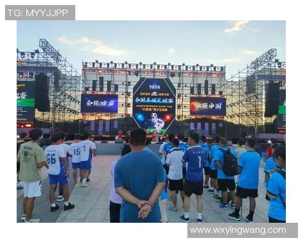 超燃旋律与足球巨星的激情碰撞点燃赛场热情的完美结合